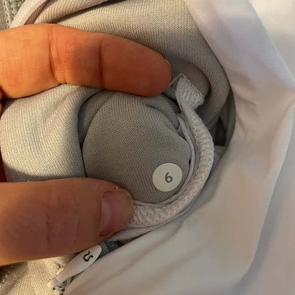 Lululemon Snug Sprinter Jacket - Picture 14 of 14